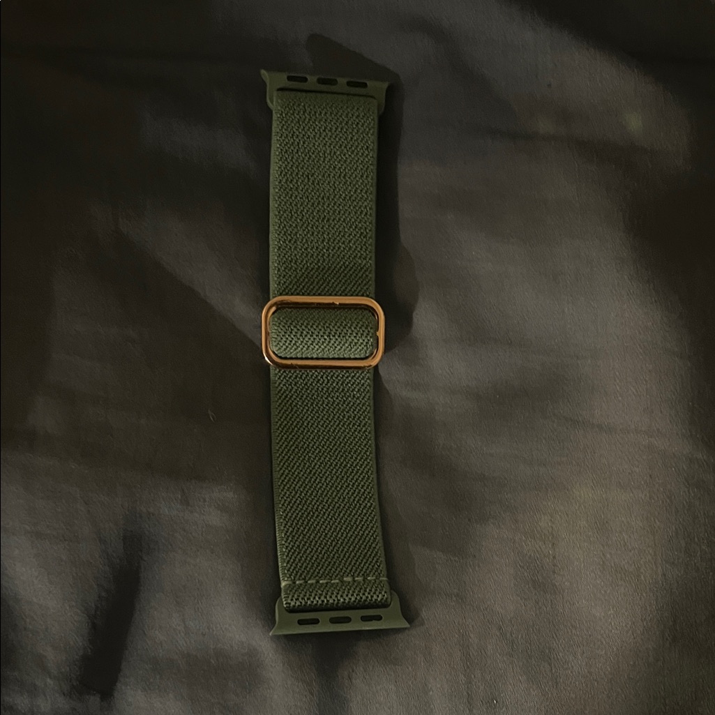 Stylish Green Watch Strap With Gold Buckle